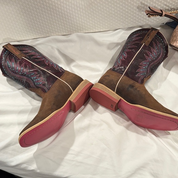 Ariat Brown and Red Kids Western Boots - Picture 4 of 10